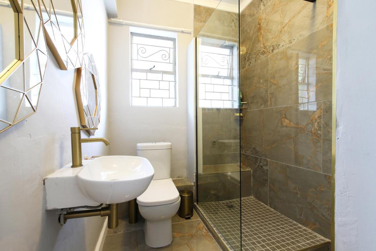 Nederburg, Sea Point, 2 Bed Apt - New Cape Town Exterior photo