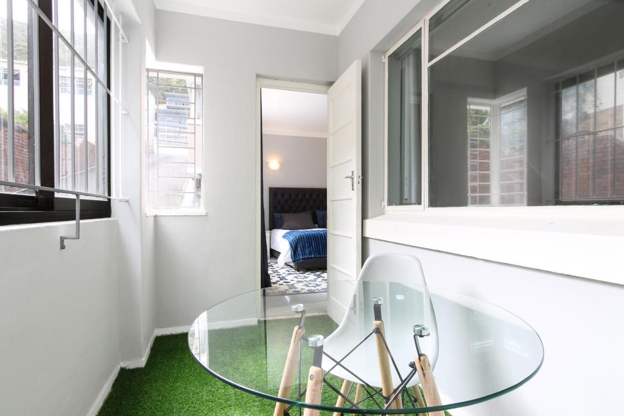 Nederburg, Sea Point, 2 Bed Apt - New Cape Town Exterior photo